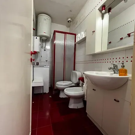 Uncle Simon House 지아르디니낙소스